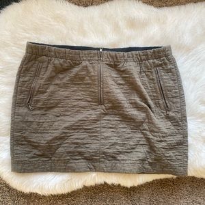 Comfortable leisure mini skirt